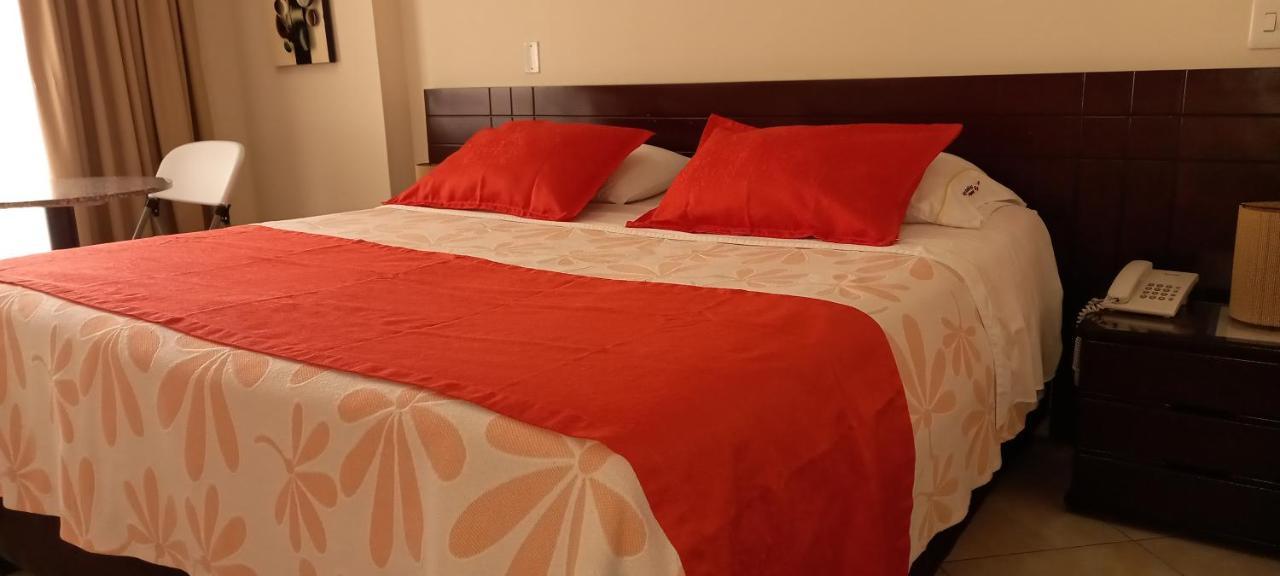 Hoteles Bogota Inn Lago Chico Zona Rosa ภายนอก รูปภาพ