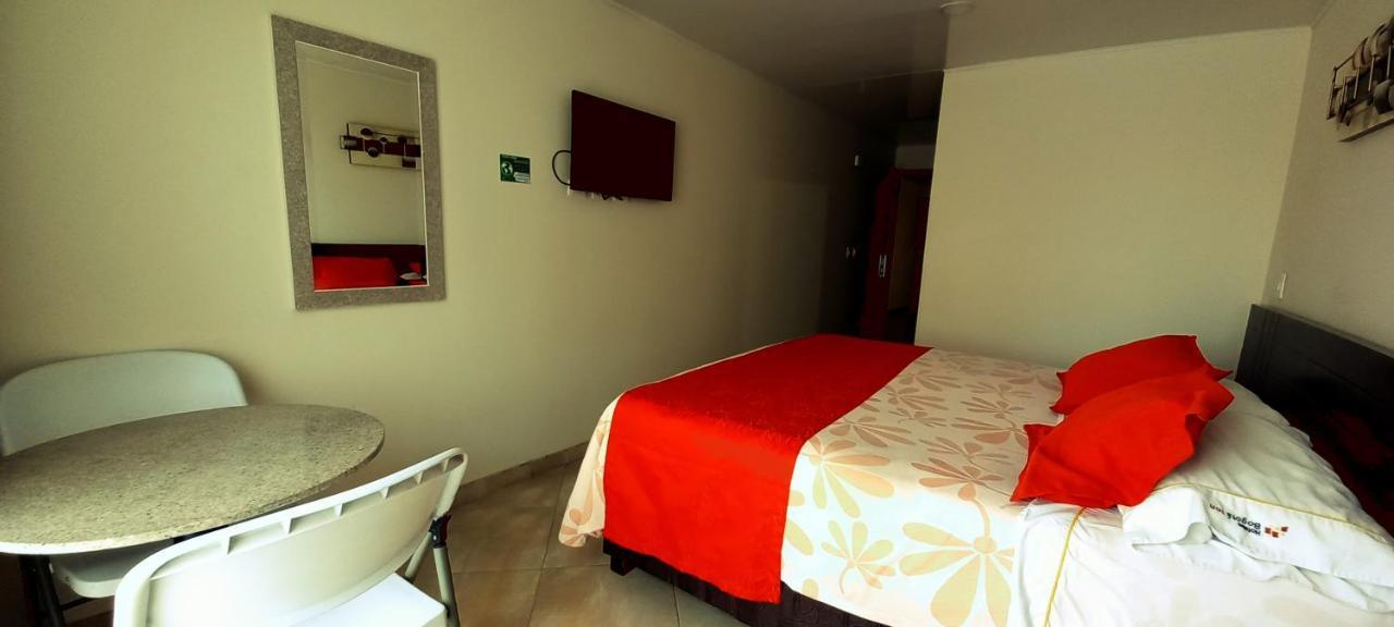 Hoteles Bogota Inn Lago Chico Zona Rosa ภายนอก รูปภาพ